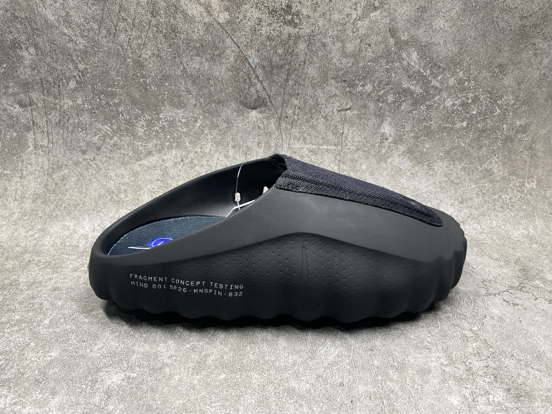 Nike Mind 001 Slide (Runs one size small)