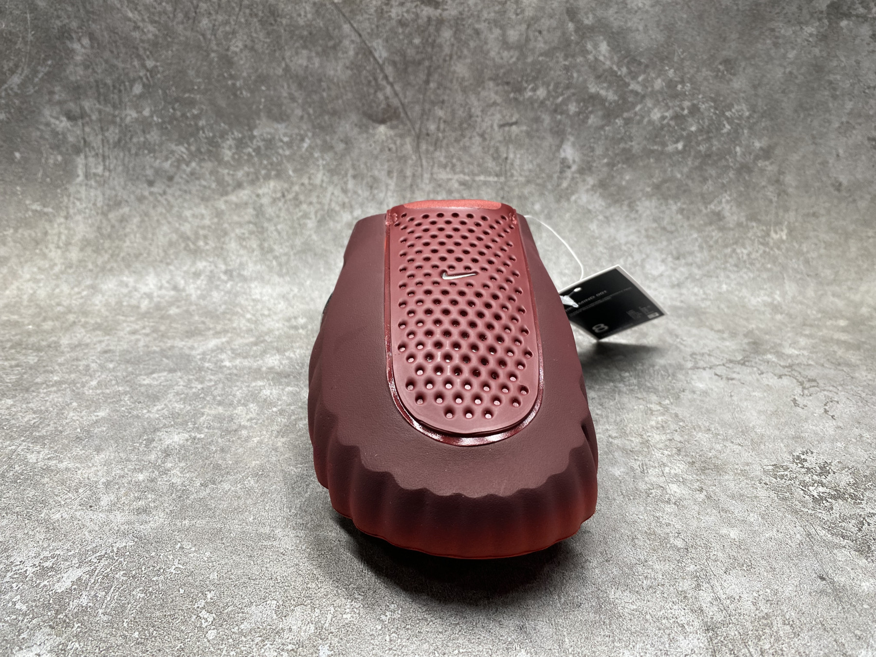 Nike Mind 001 Slide (Runs one size small)