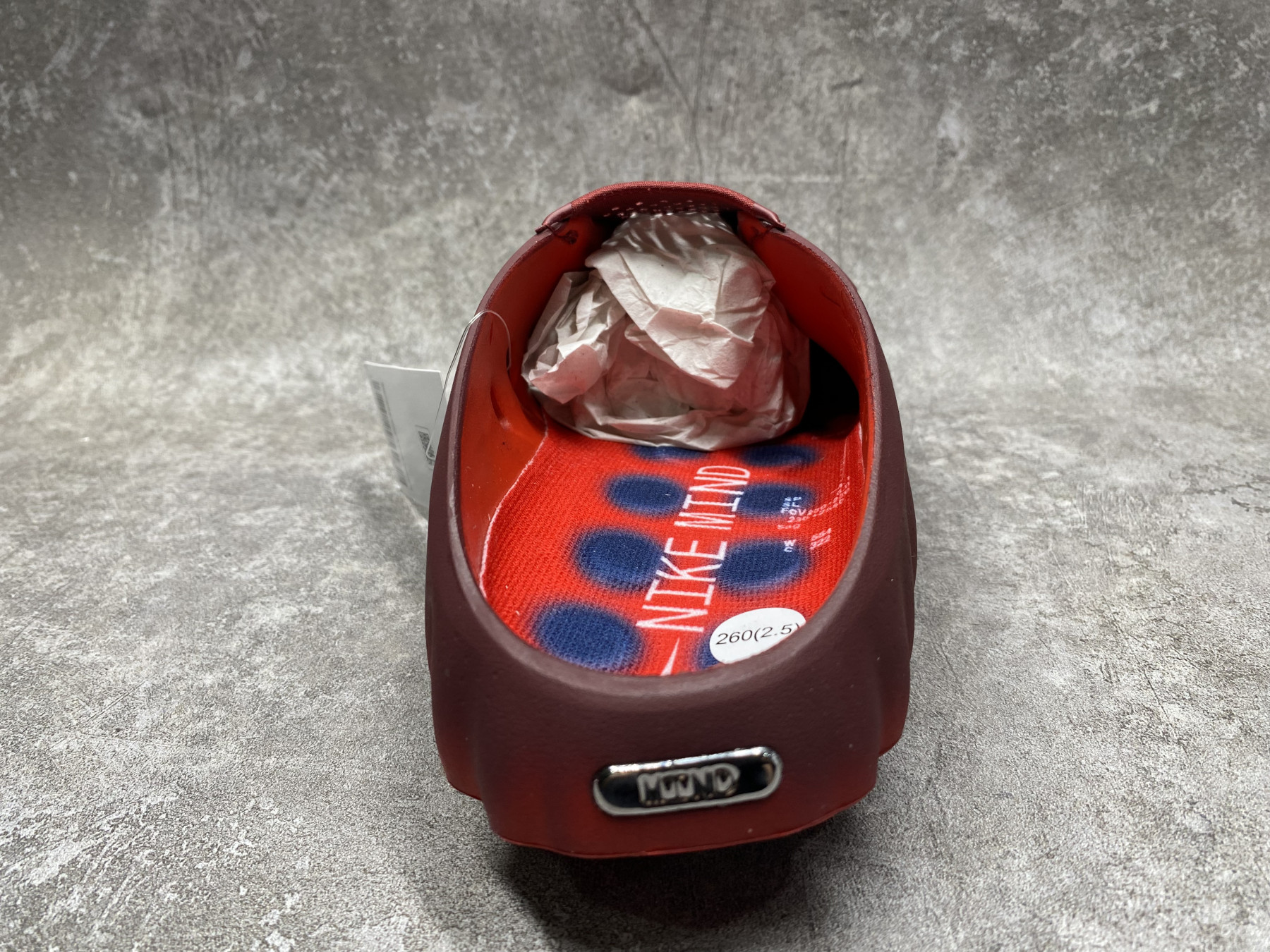 Nike Mind 001 Slide (Runs one size small)