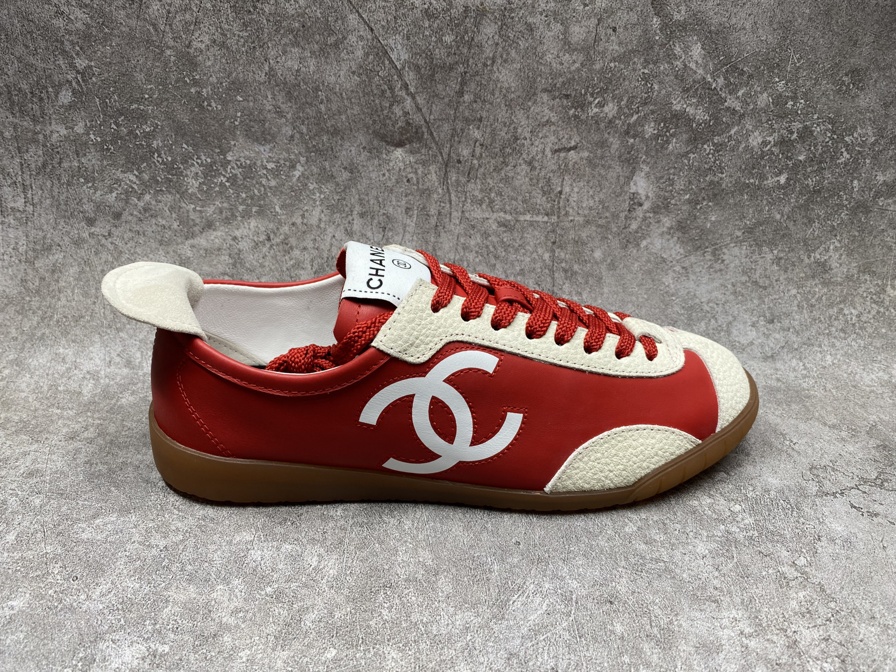 ua Ch**el trainers sneakers