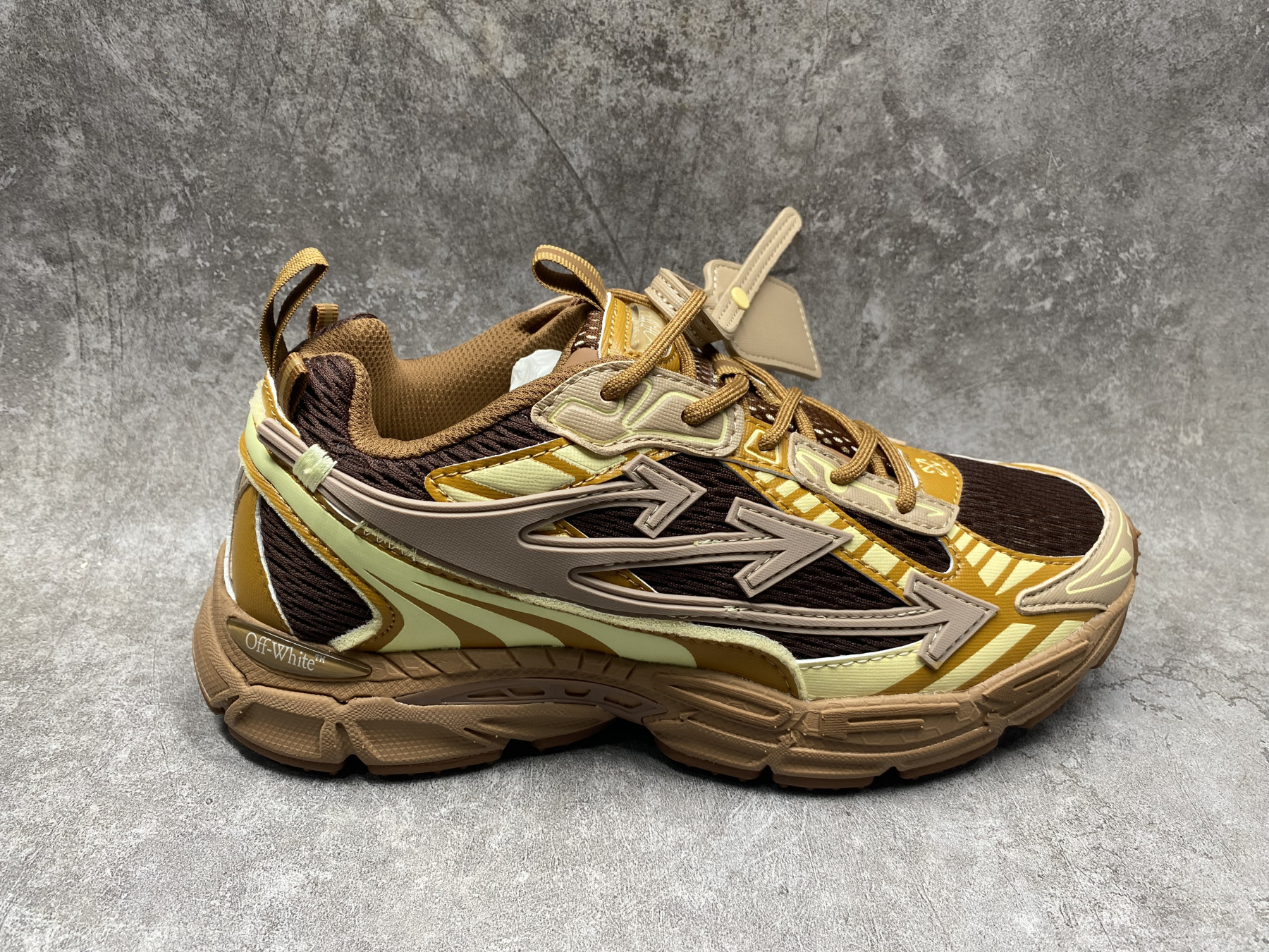 UA Off-White "BE RIGHT BACK"