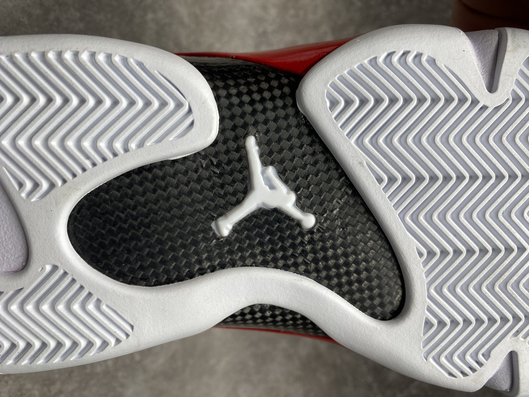 UA AIR Jordan 14 Retro