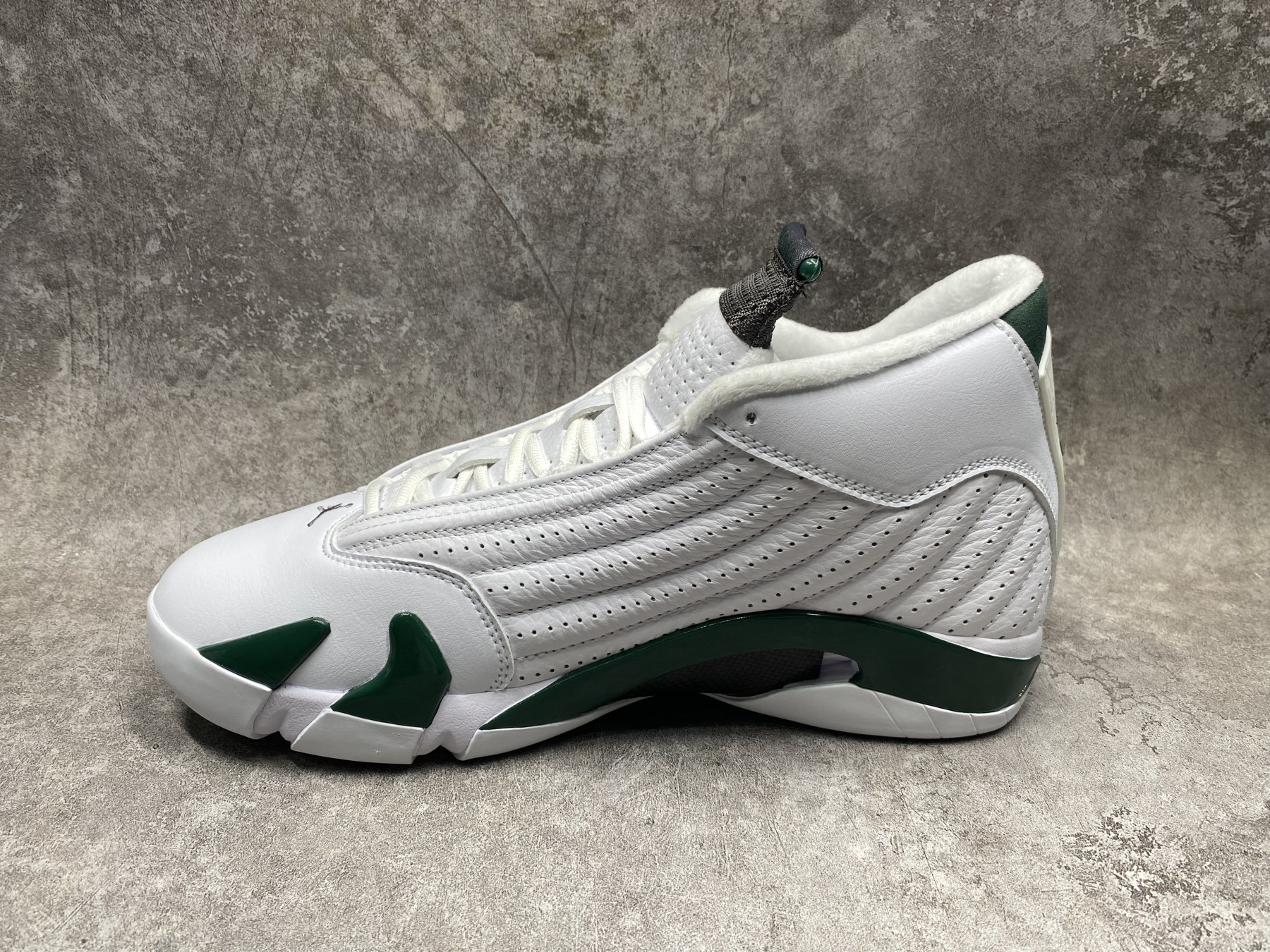 UA AIR Jordan 14 Retro