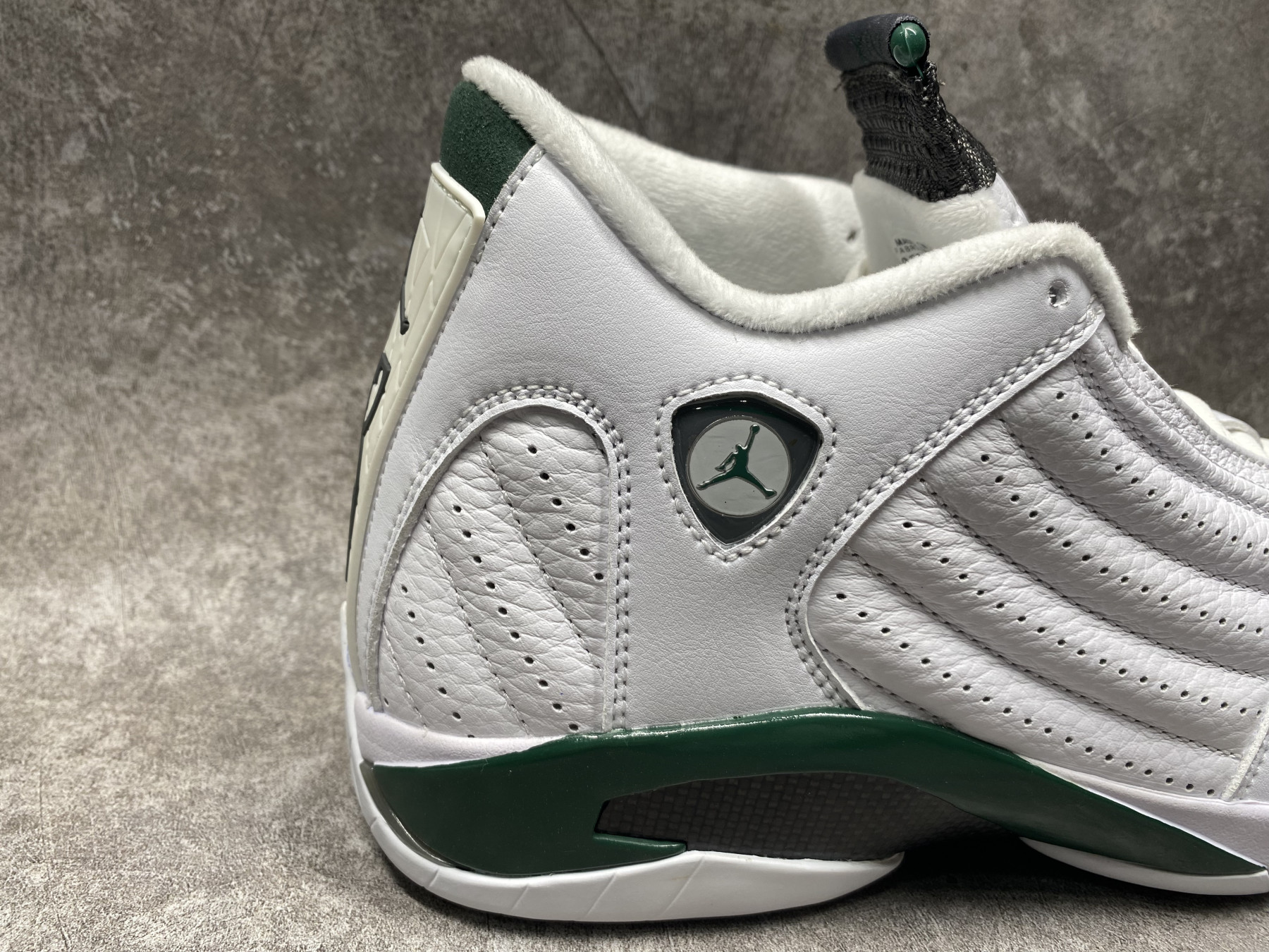 UA AIR Jordan 14 Retro