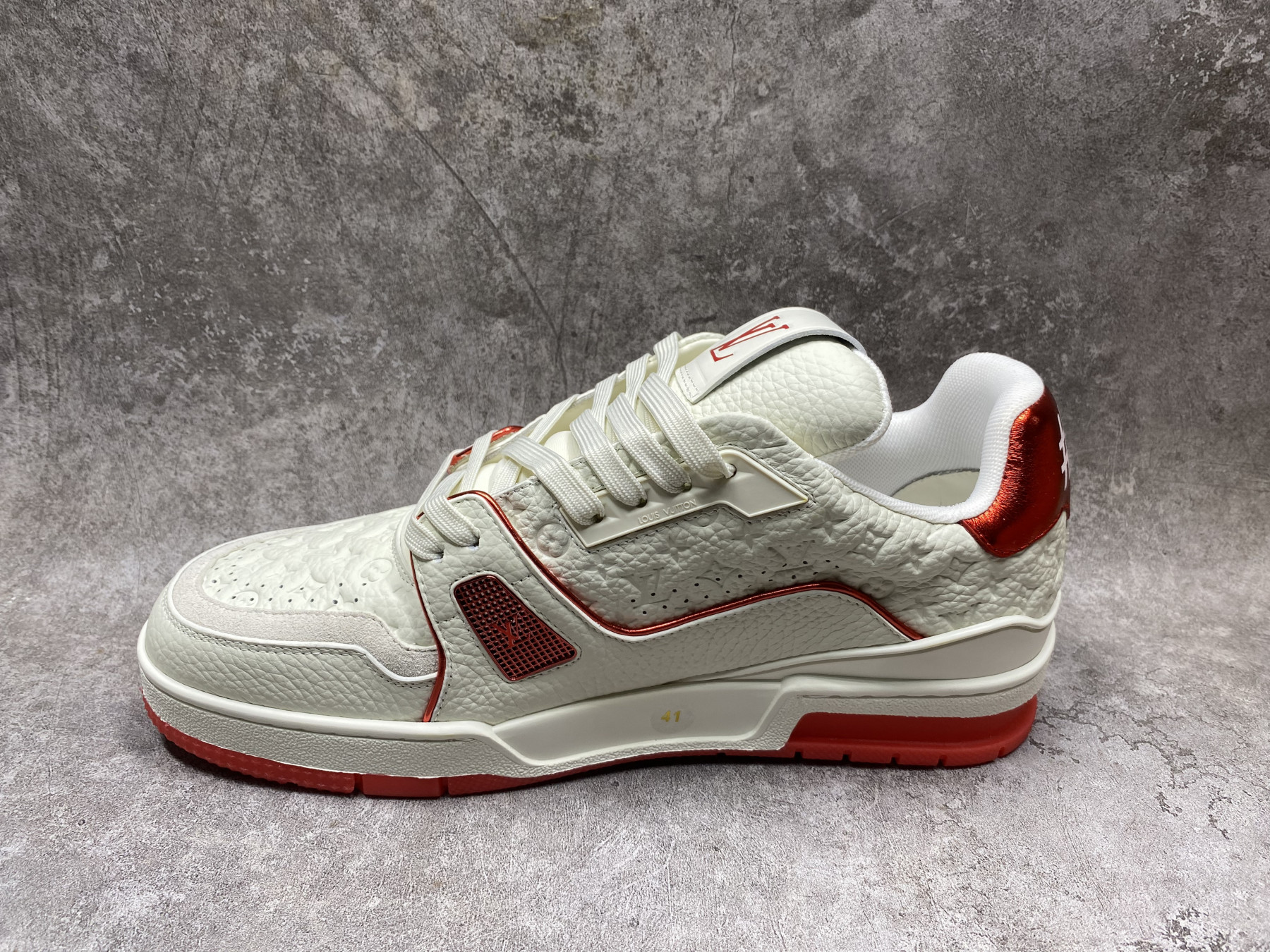 UA LV trainer Sneakers