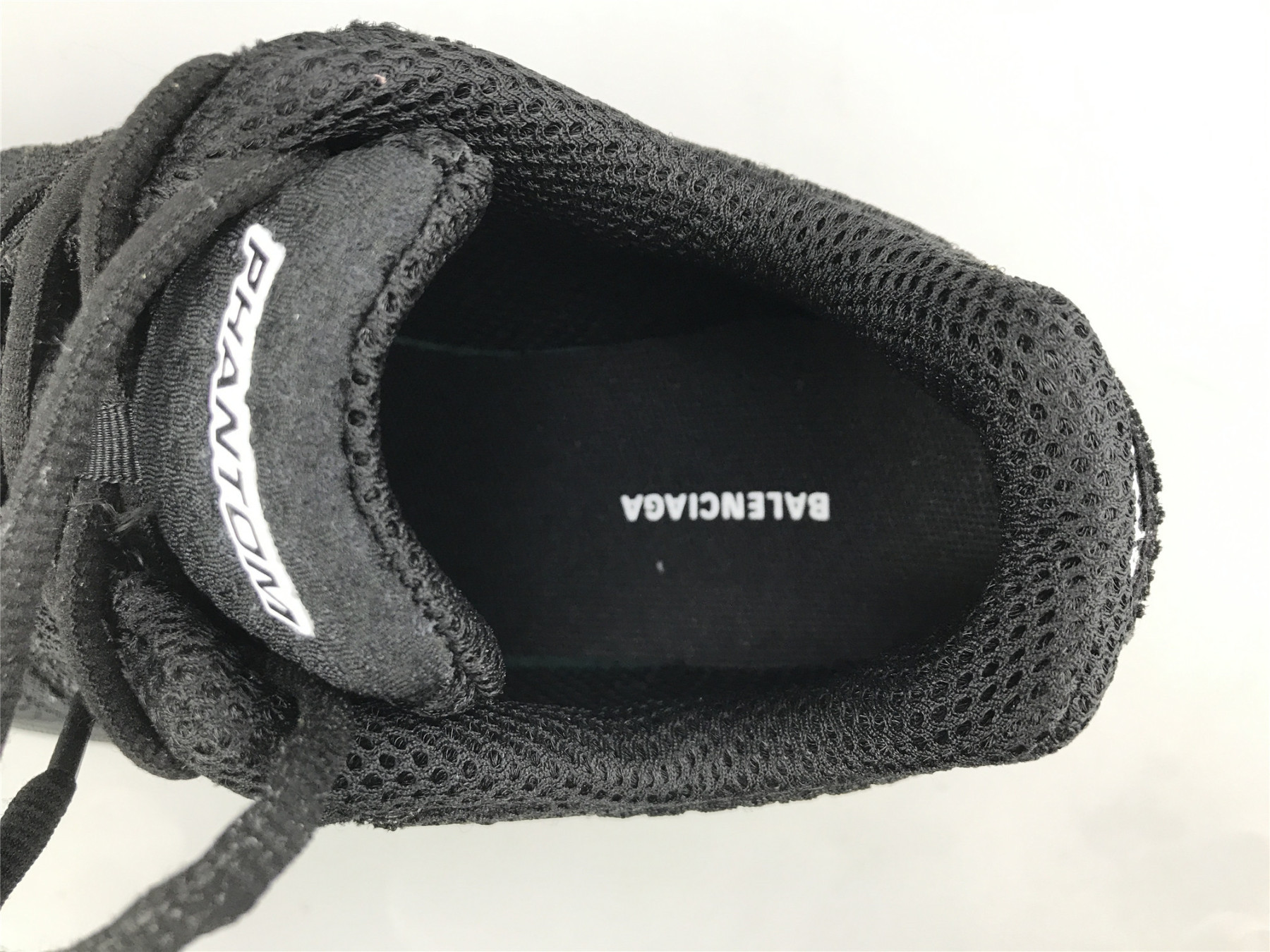 ua phanT0m sneaker black