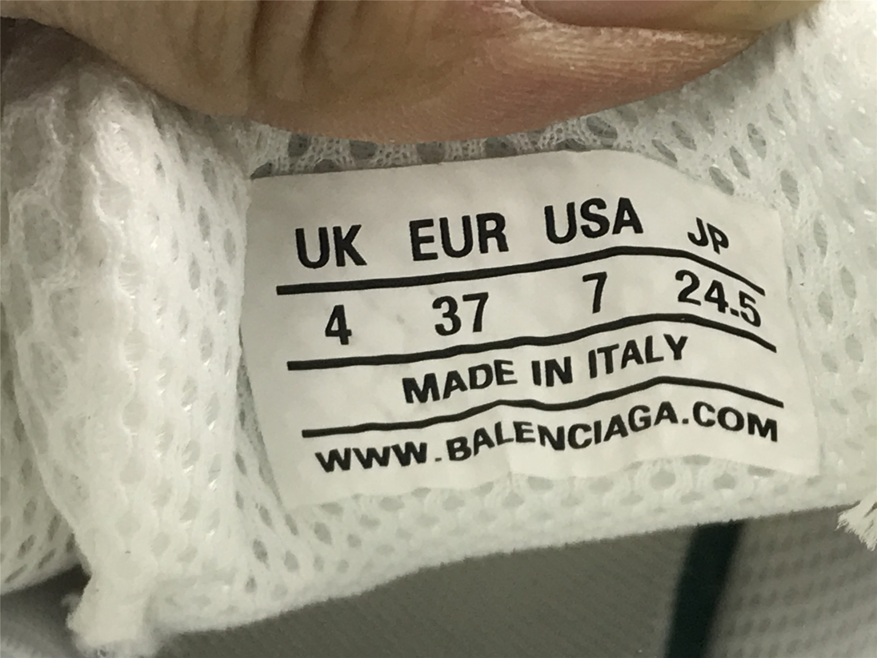 ua phanT0m sneaker white