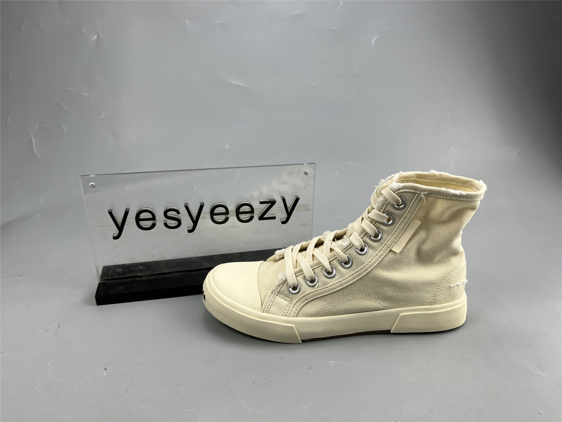 UA PARIS HIGH BEIGE