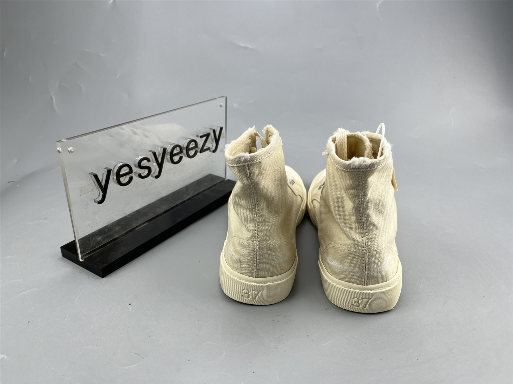 UA PARIS HIGH BEIGE