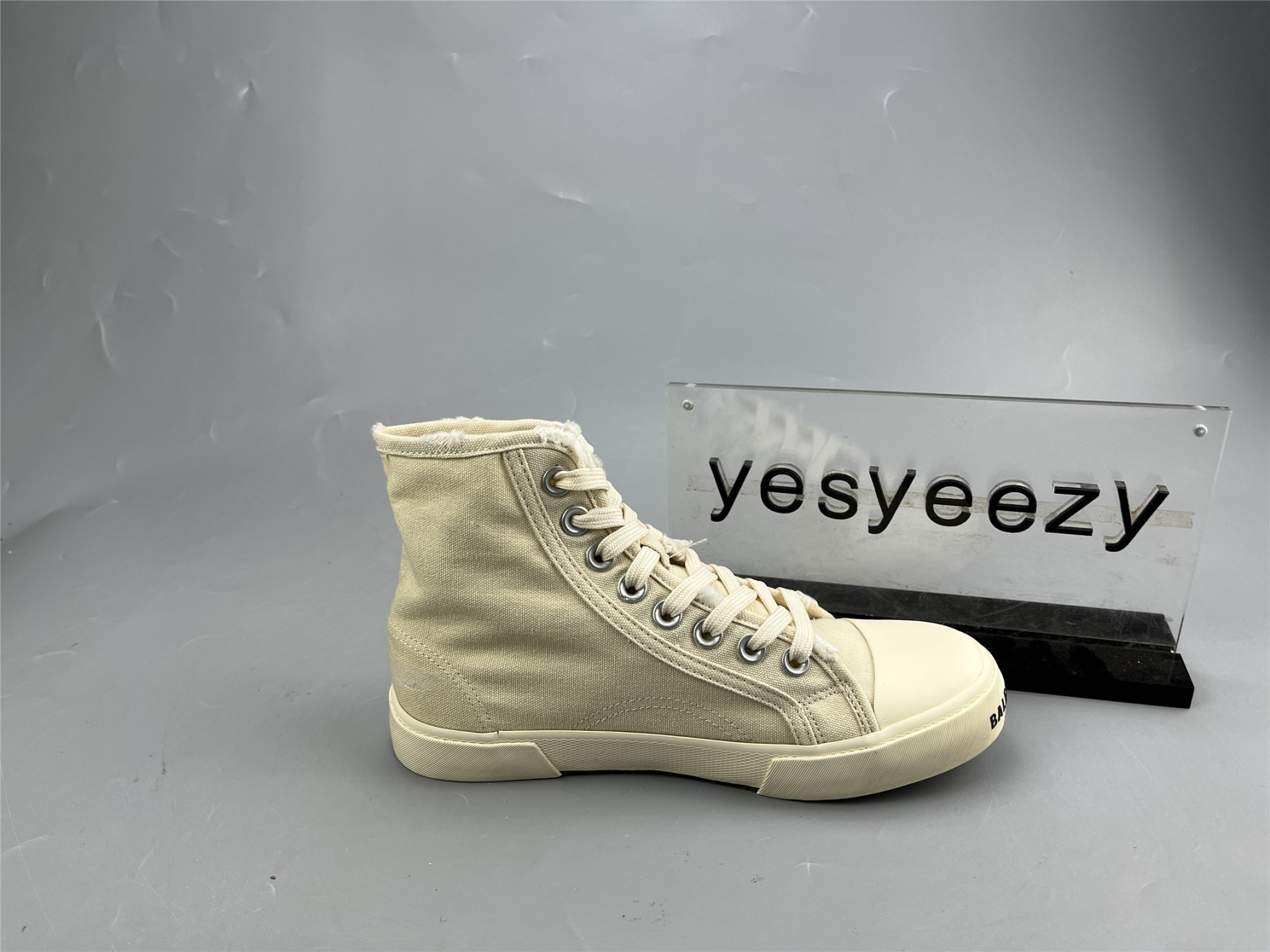 UA PARIS HIGH BEIGE