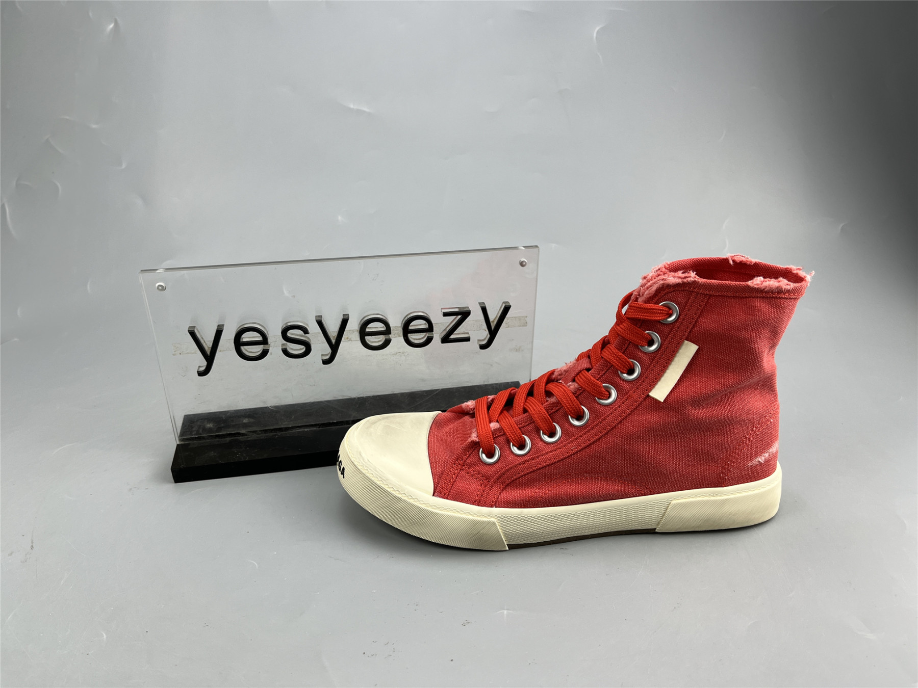UA PARIS HIGH RED
