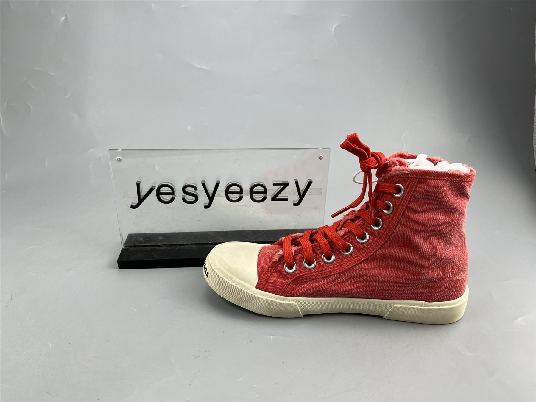 UA PARIS HIGH RED