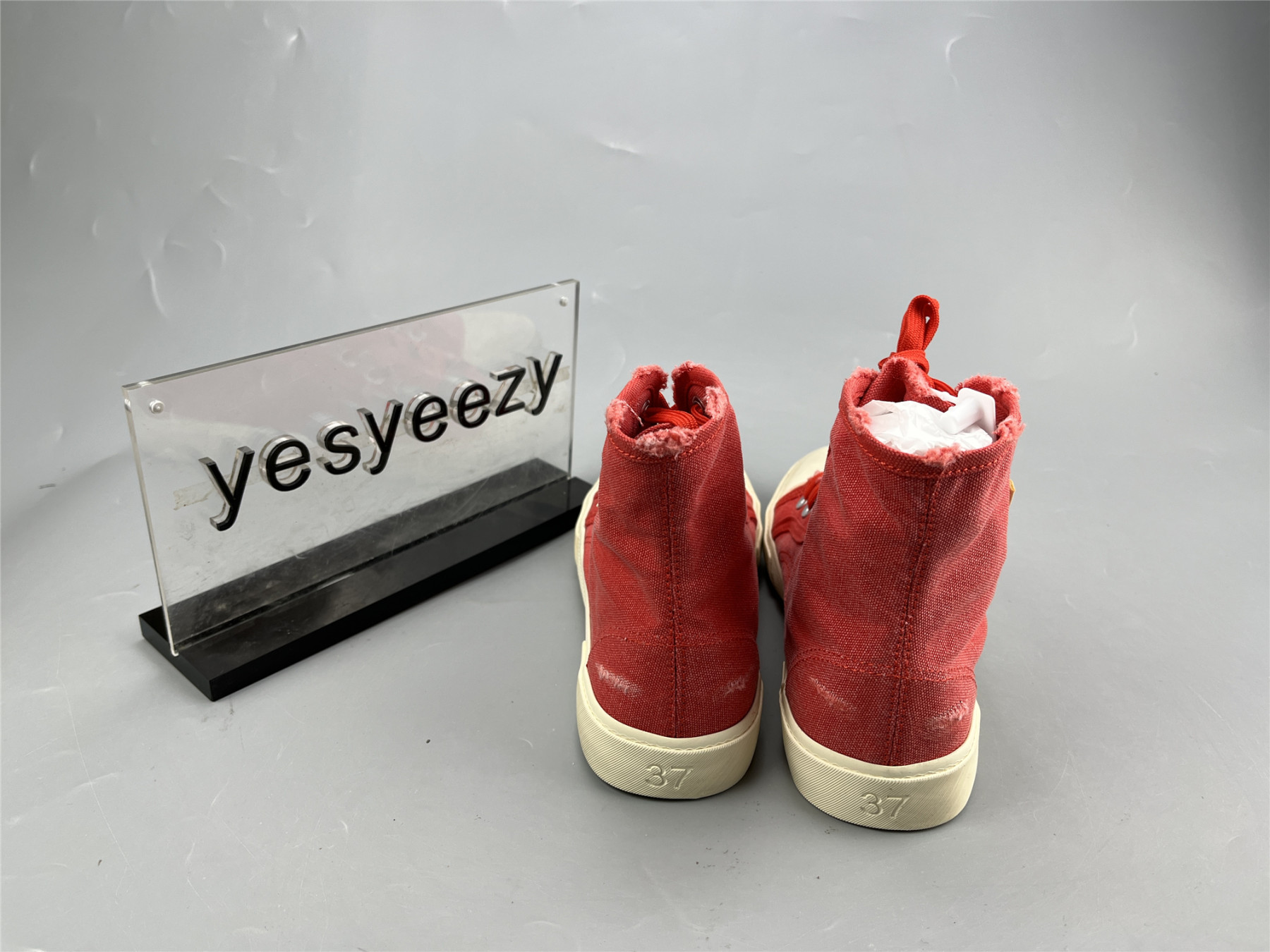 UA PARIS HIGH RED