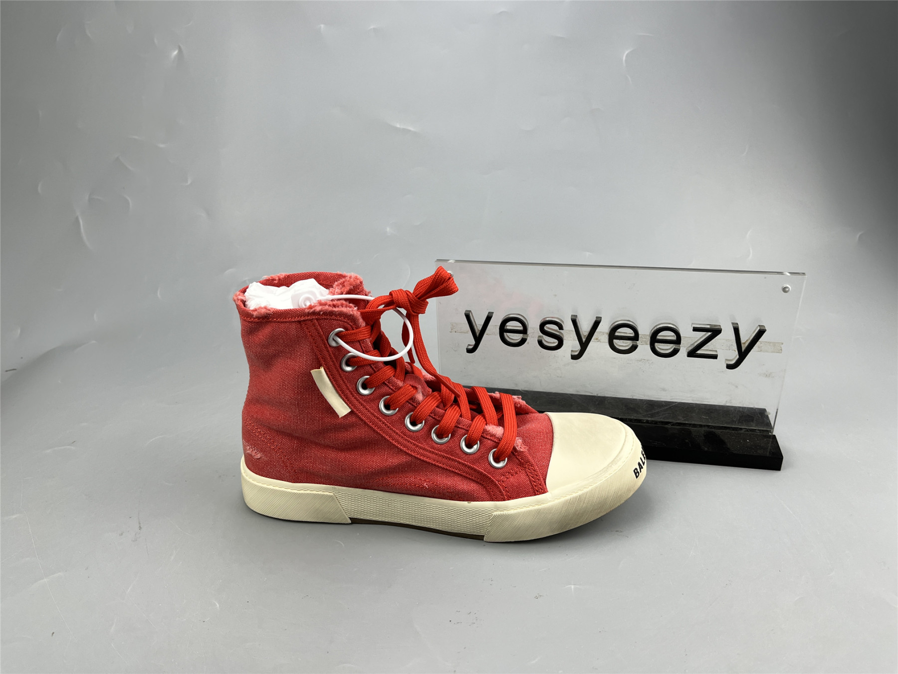 UA PARIS HIGH RED