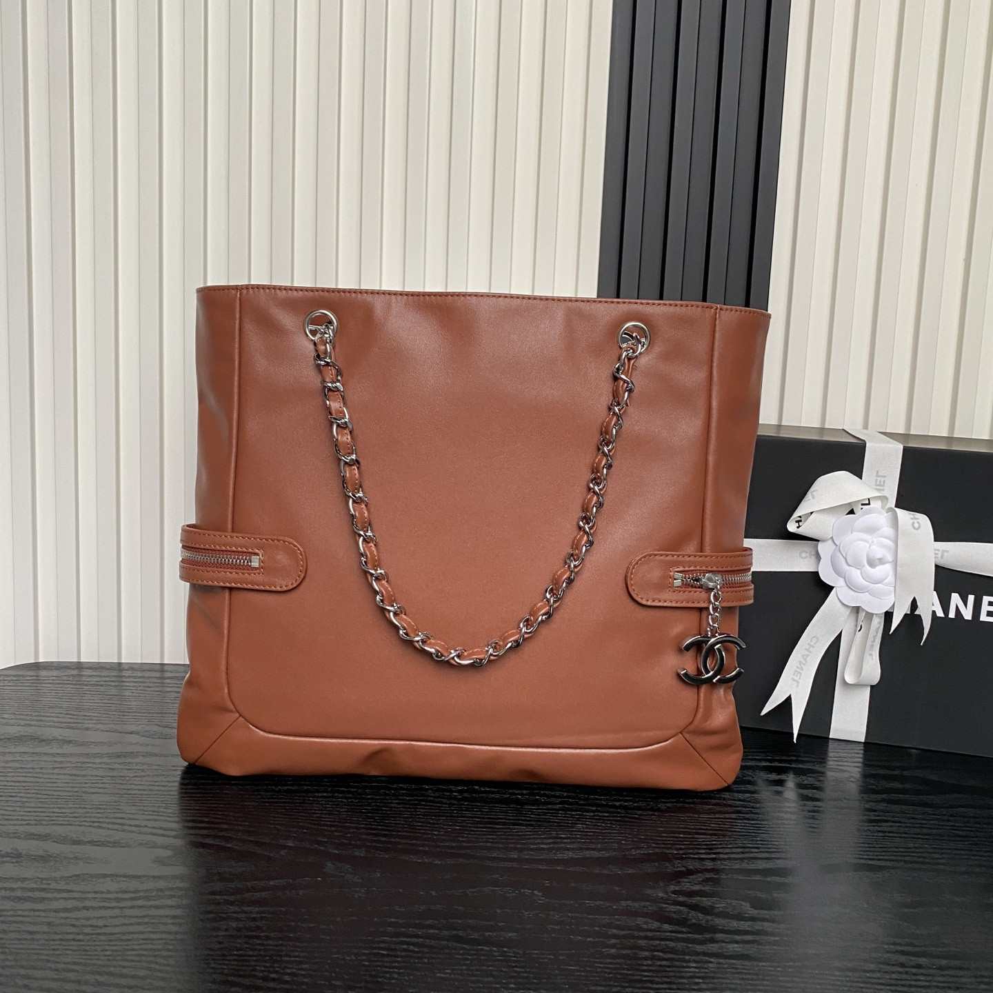 Ch**el vintage graffiti expandable tote bag as9903 38x33cm
