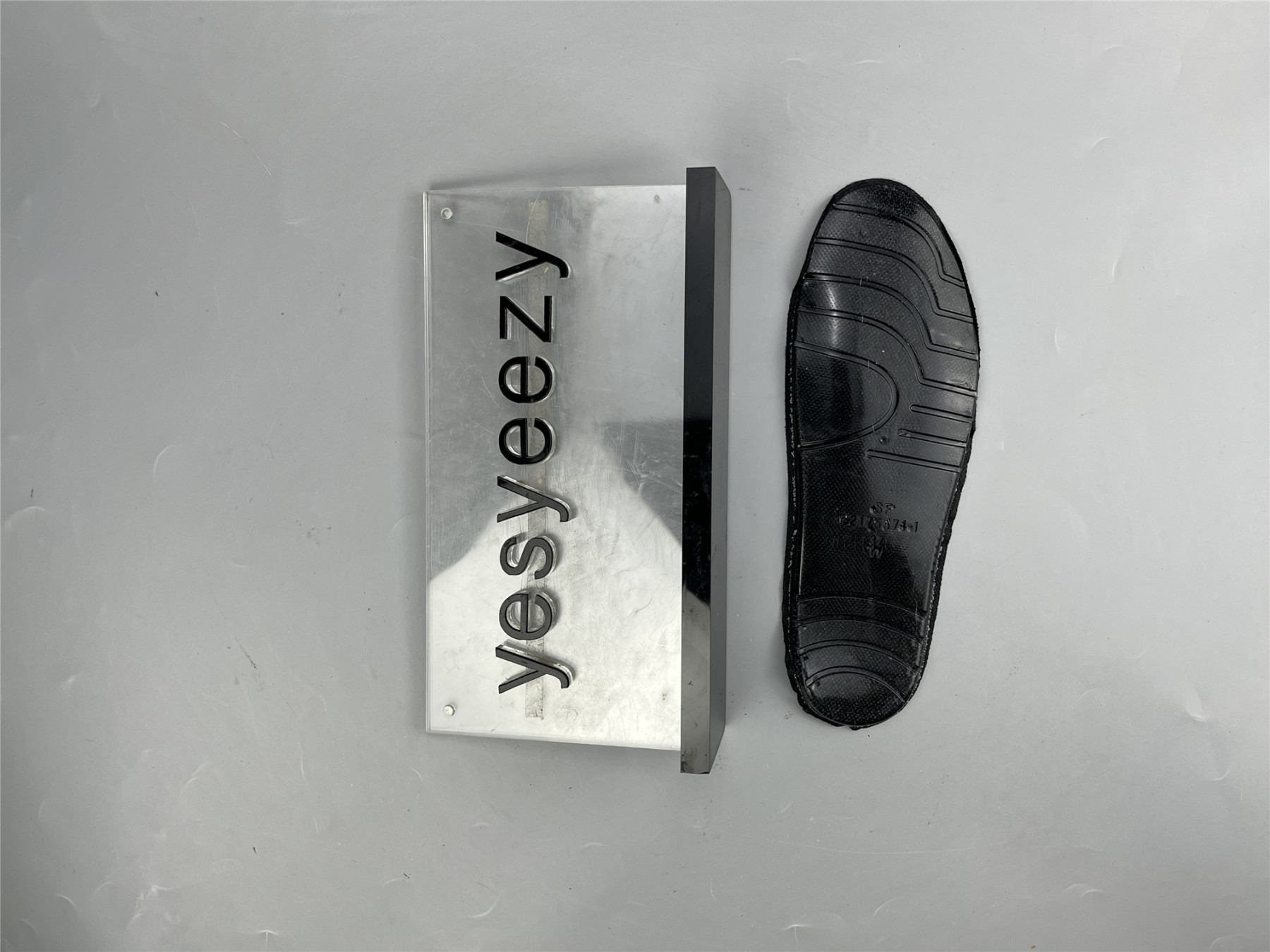 UA TRACK 3 SNEAKER BLACK WHITE