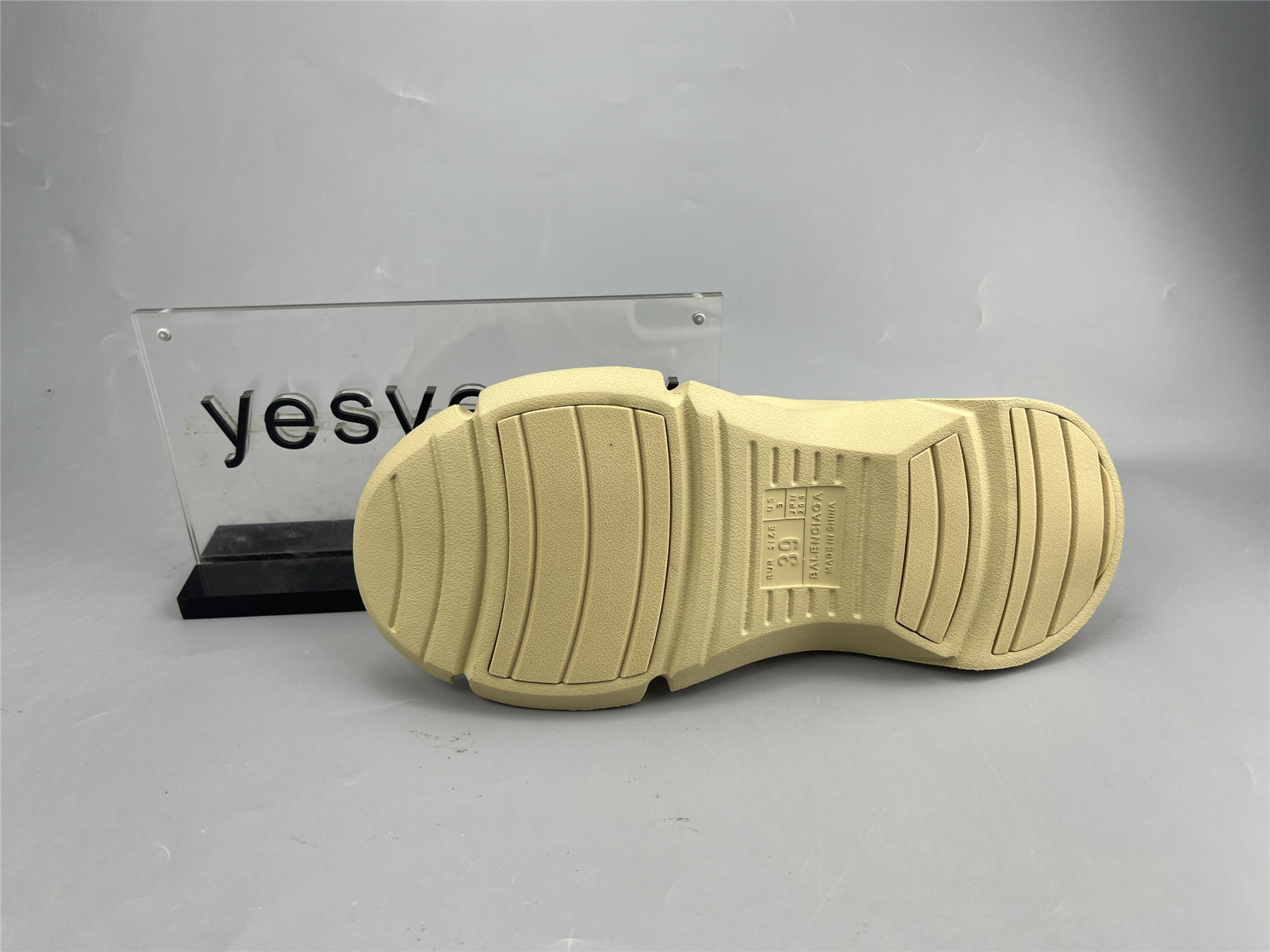 UA MOLD SLIDE YELLOW
