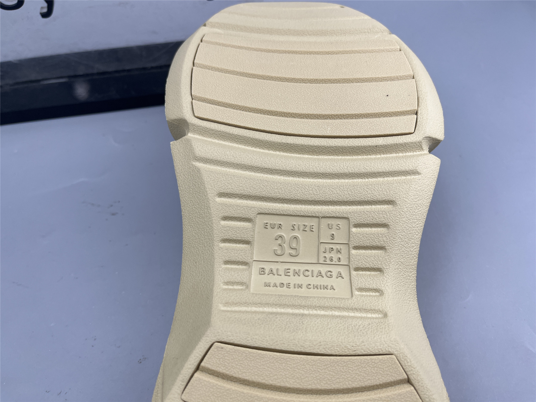 UA MOLD SLIDE YELLOW