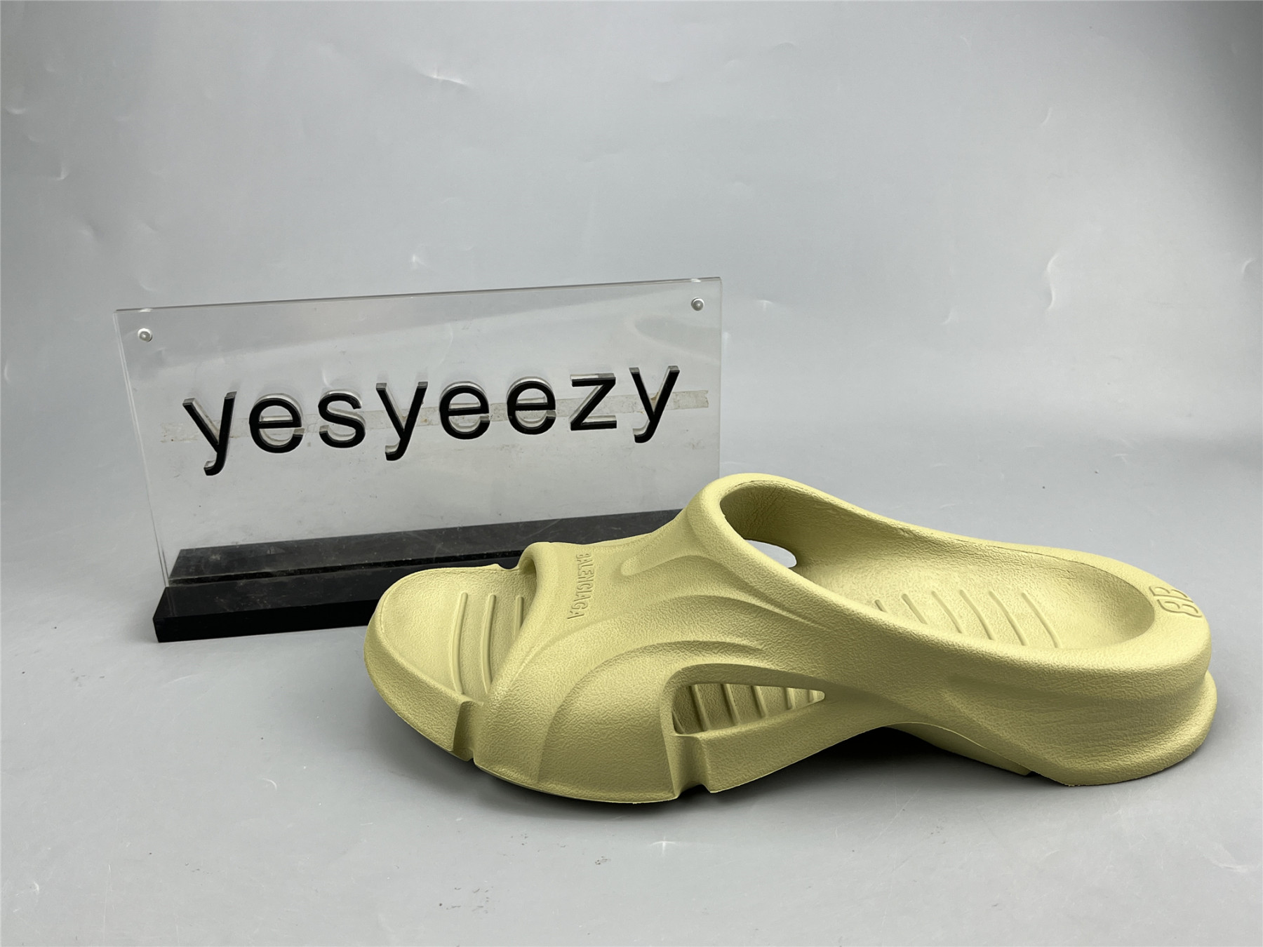 UA MOLD SLIDE GREEN