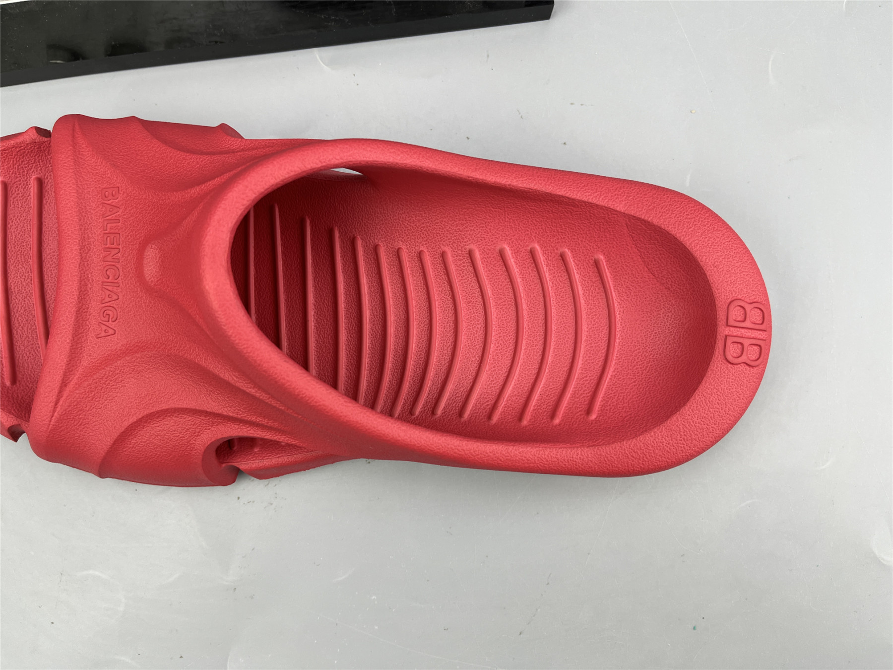 UA MOLD SLIDE RED