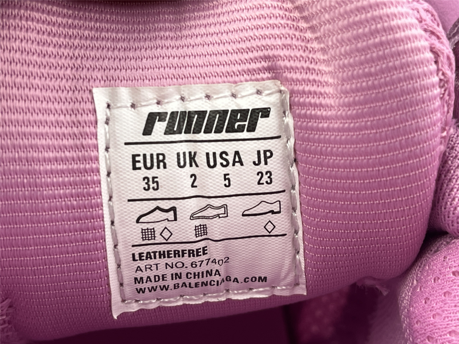 UA RUNNER SNEAKER PINK