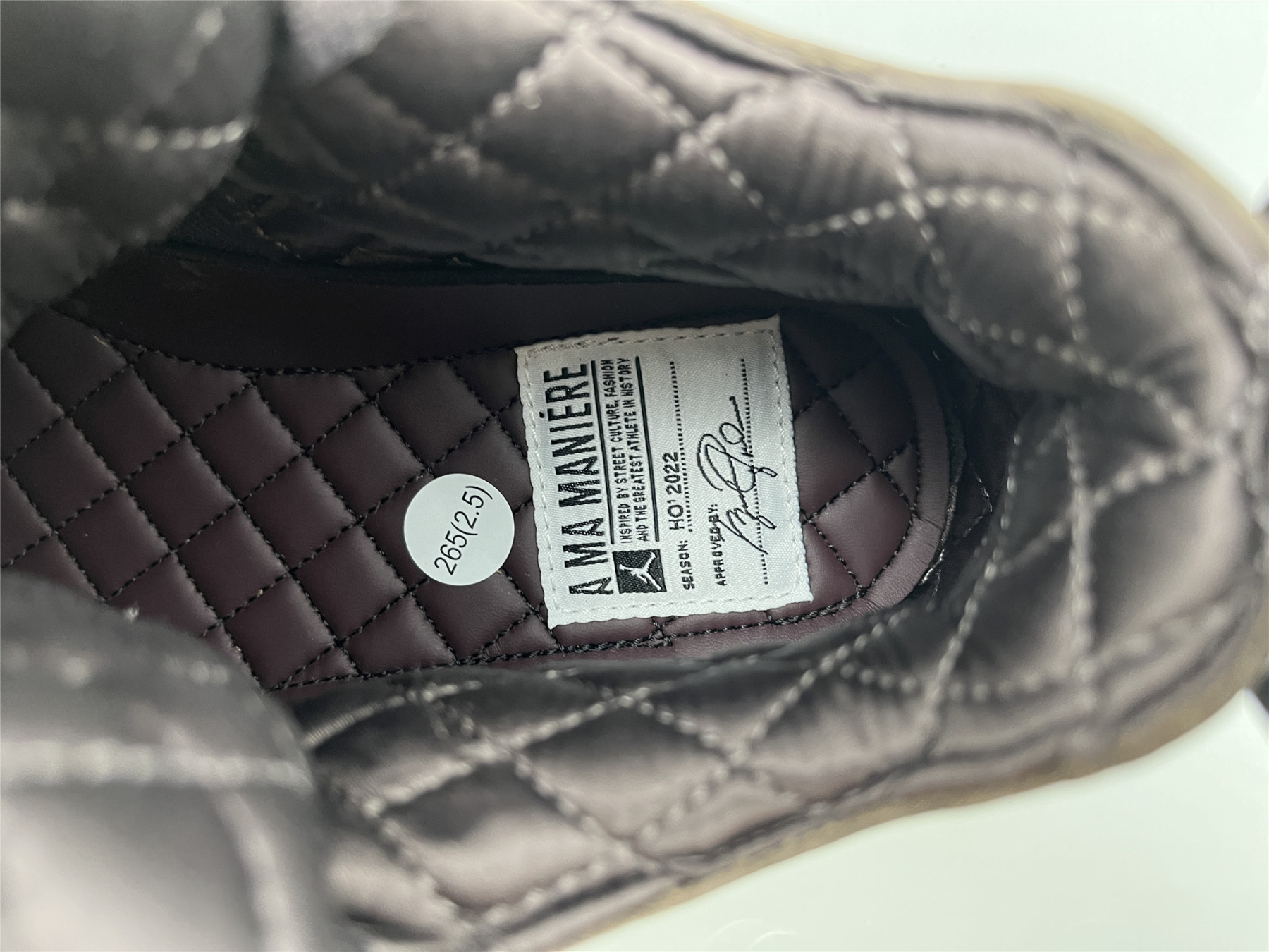 UA A MA MANIÉRE X AIR JORDAN 4 RETRO 