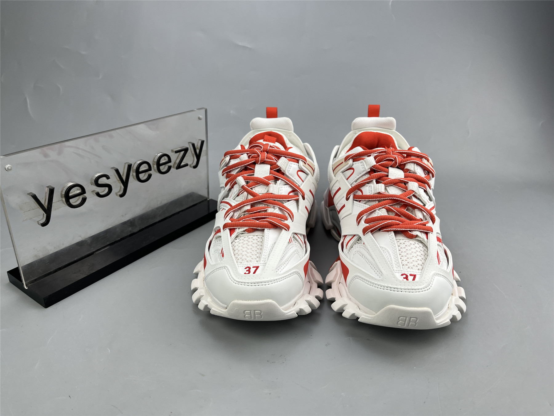 UA TRACK SNEAKER WHTE RED