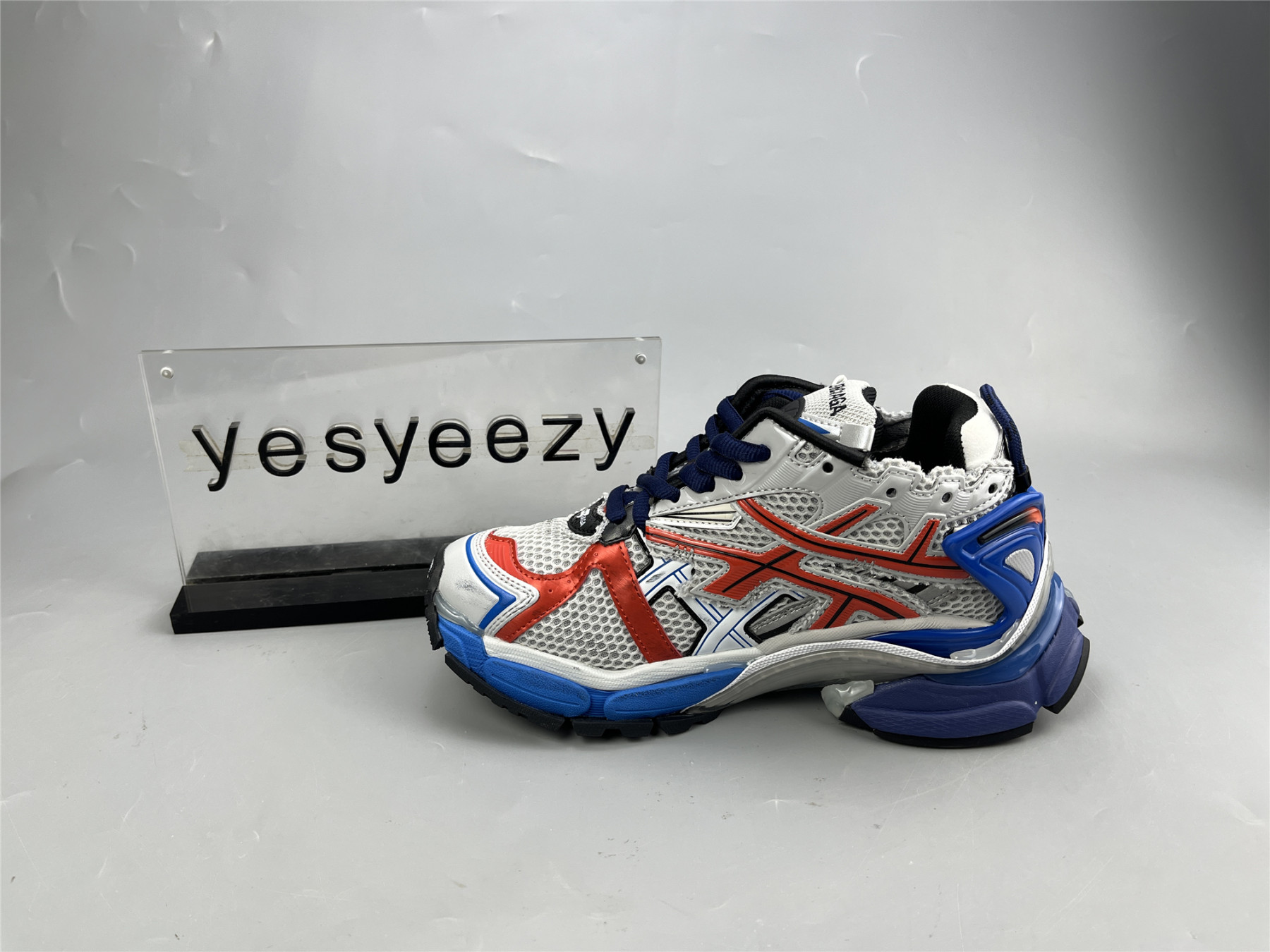 UA RUNNER BLK BLUE GREY