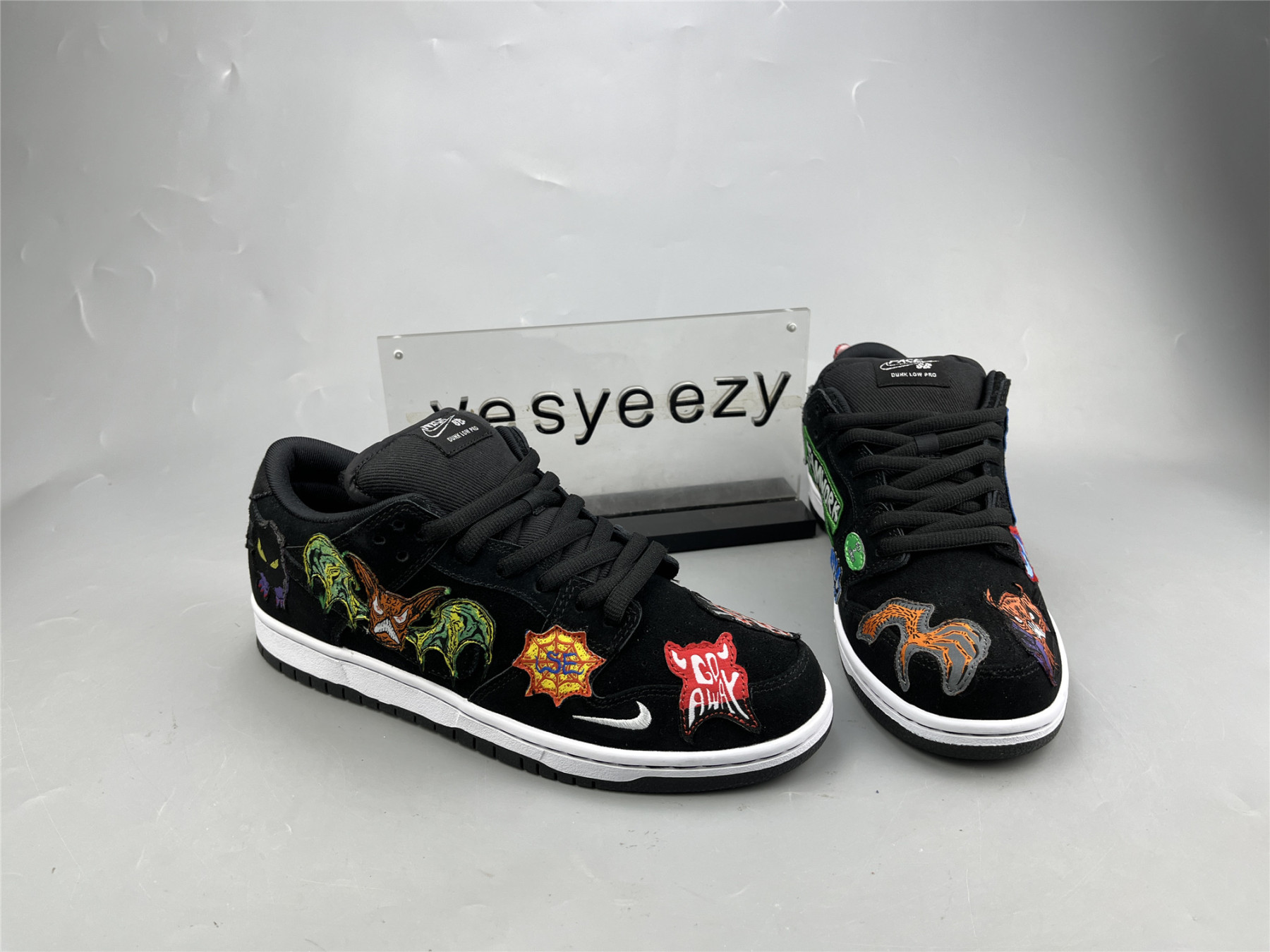 ua nike neckFa*e x dunk low pro sb 