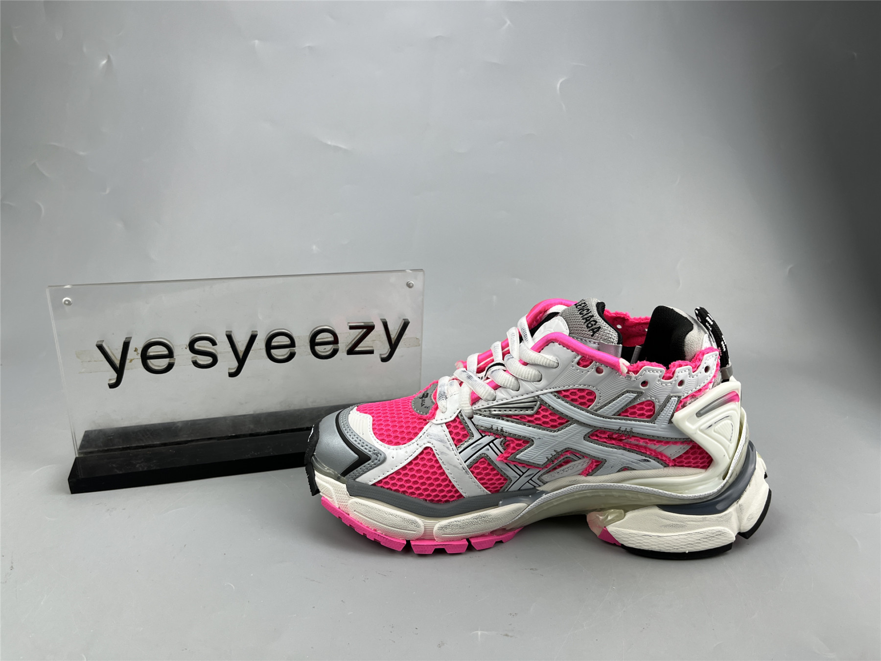 UA RUNNER PINK GREY BLK