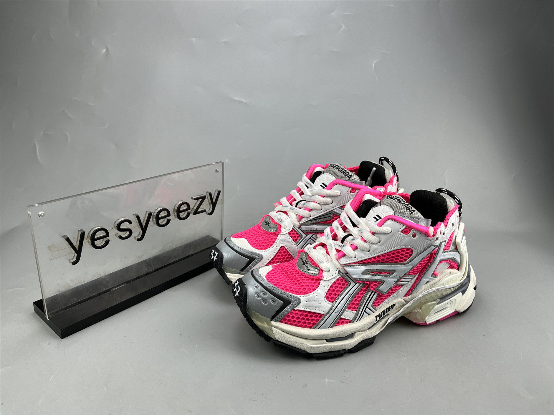 UA RUNNER PINK GREY BLK