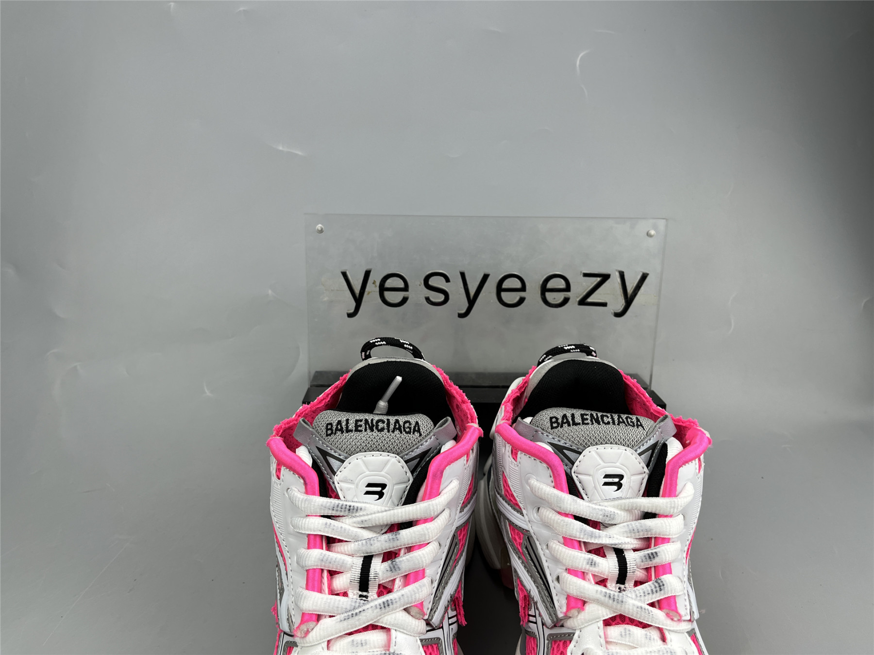 UA RUNNER PINK GREY BLK