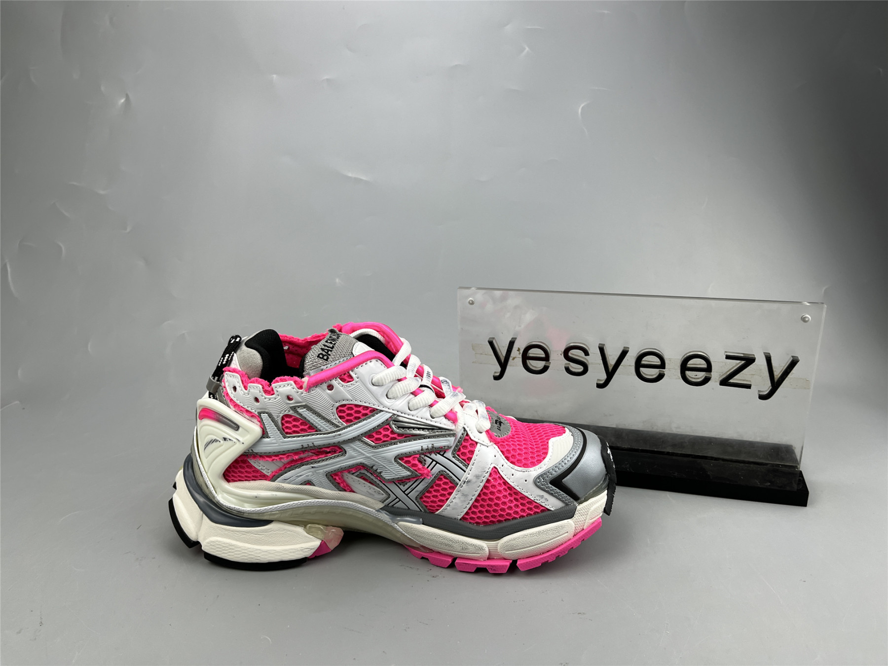 UA RUNNER PINK GREY BLK