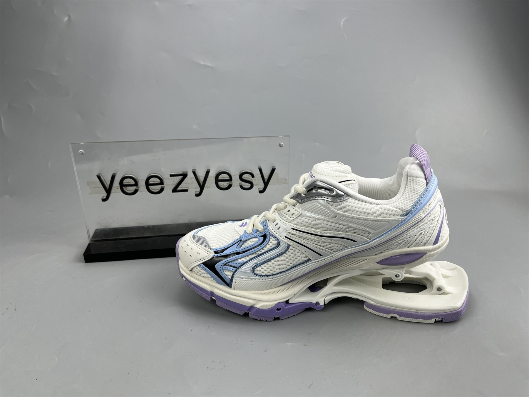 UA X-PANDER WHITE PURPLE BLUE