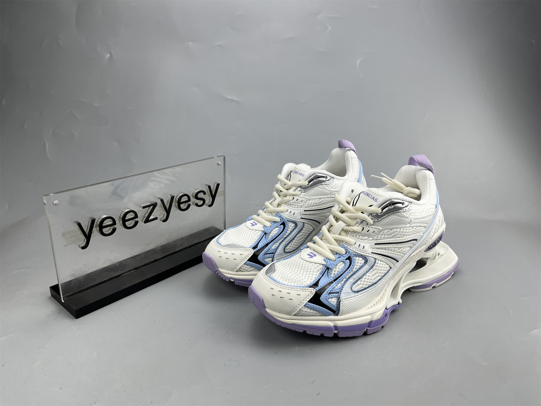 UA X-PANDER WHITE PURPLE BLUE