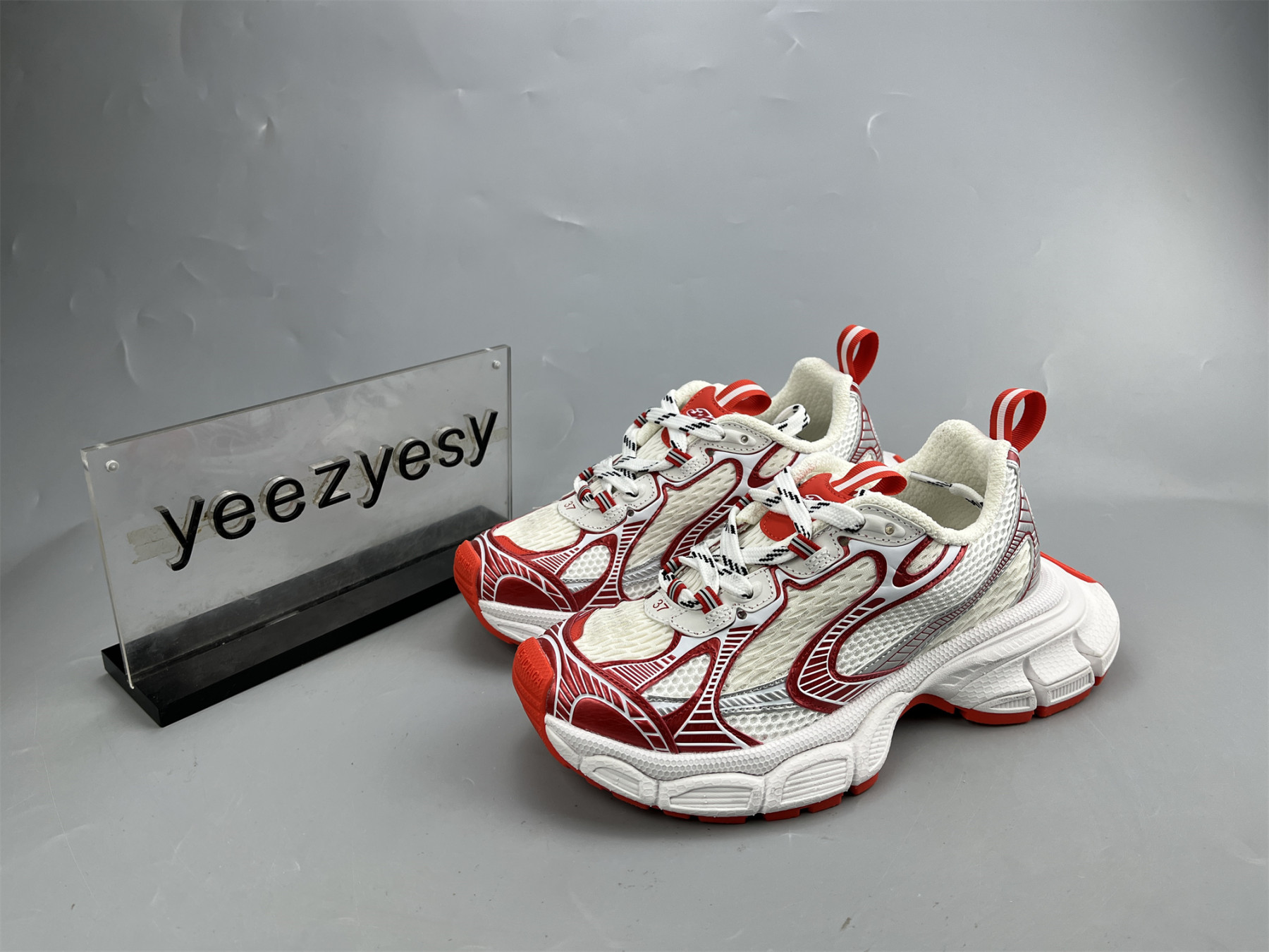 UA RUNNER WHITE RED