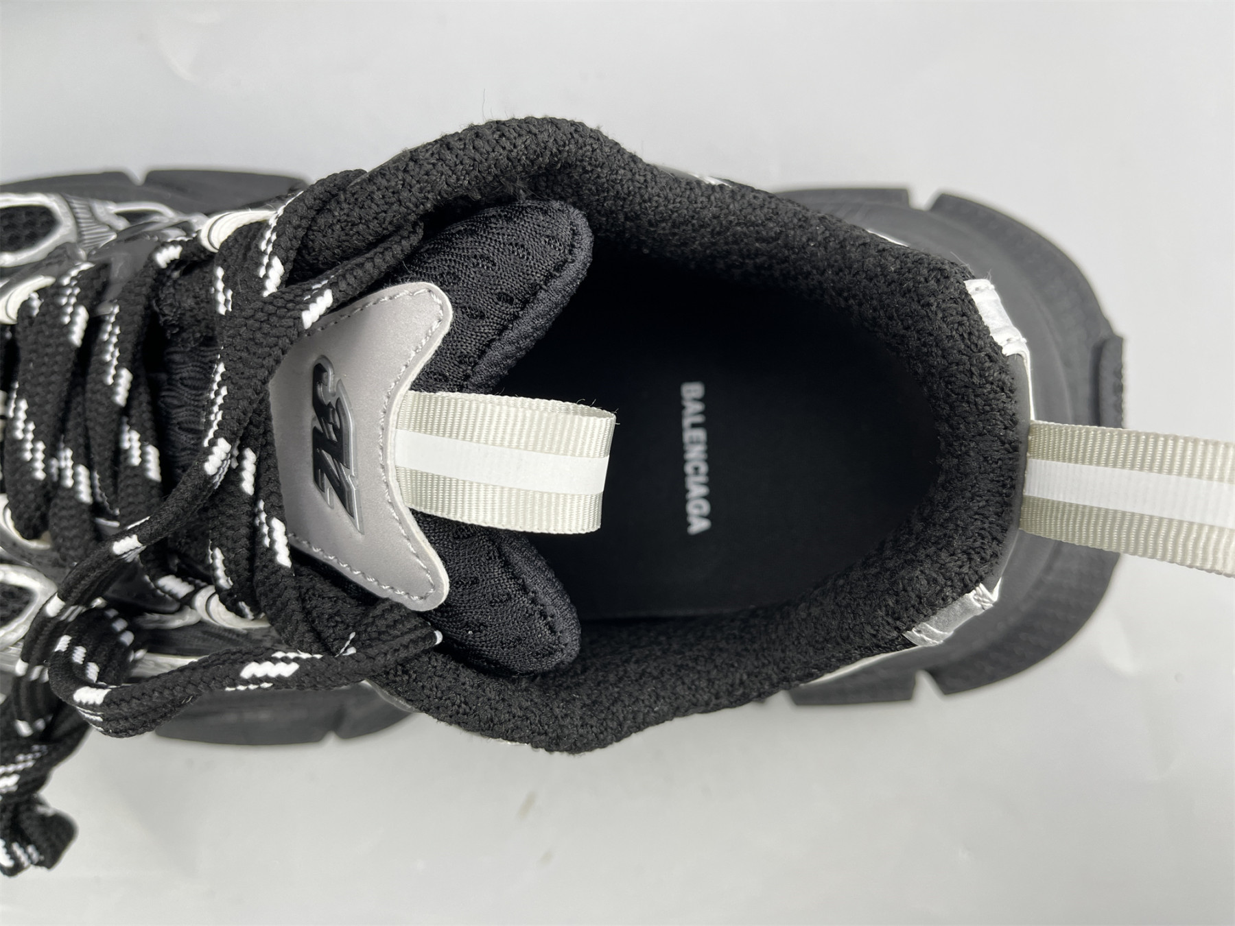 UA RUNNER BLACK SILVER