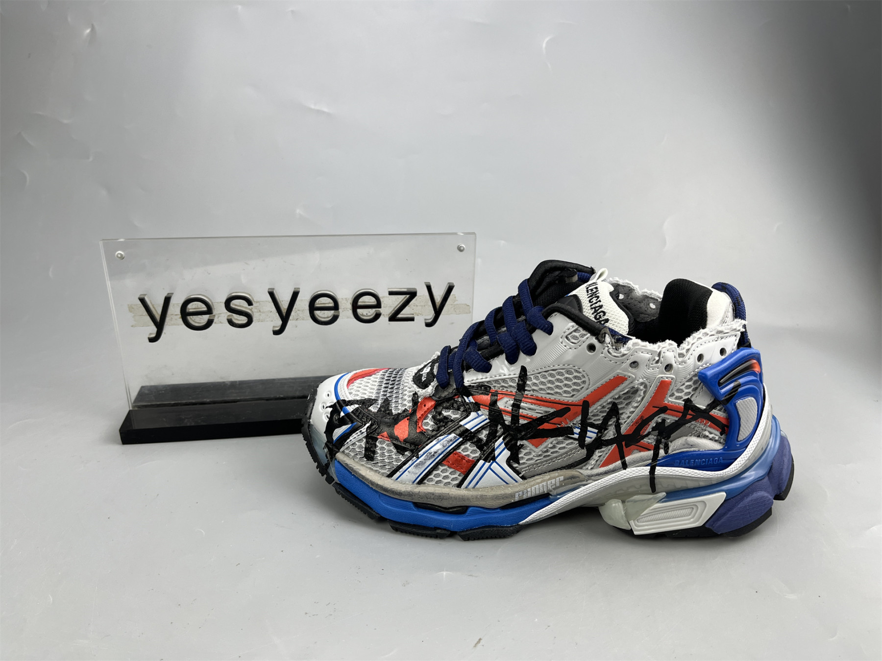 UA RUNNER MULTICOLOR BLACK RED