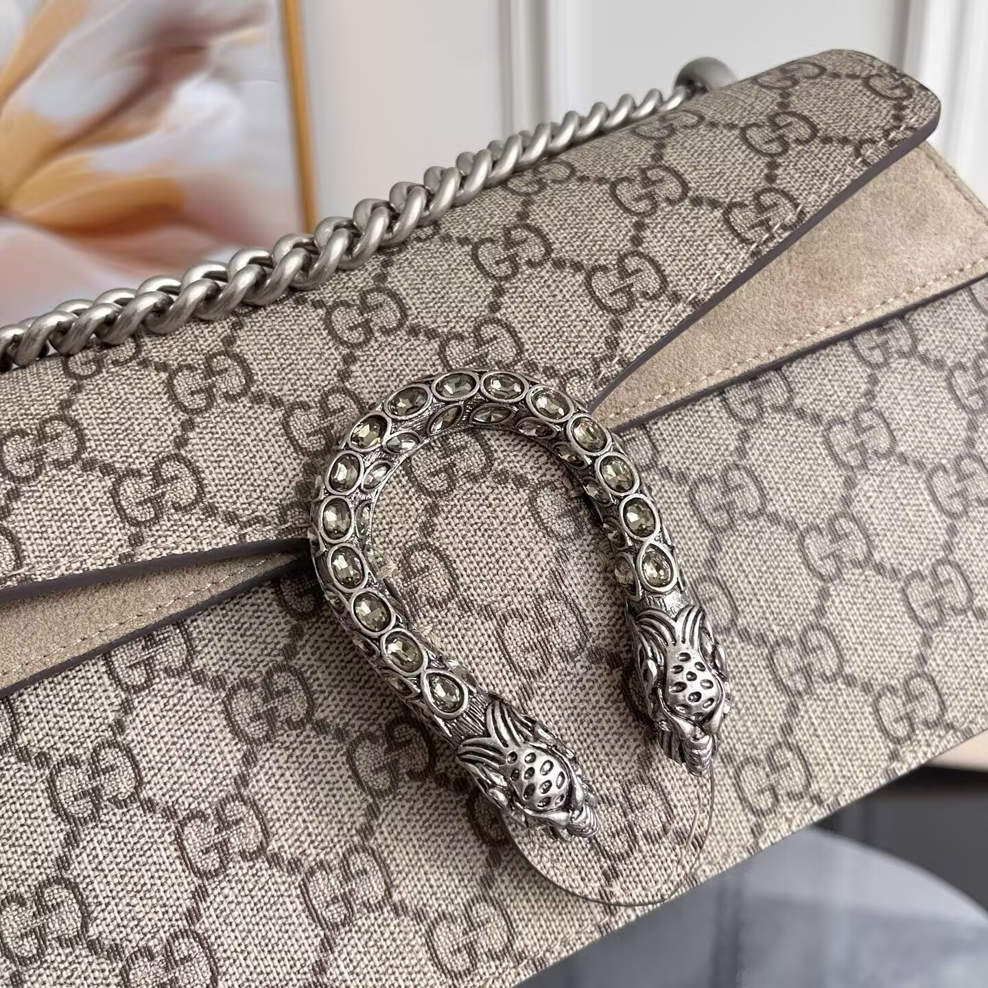 Gvc*1 dionysus shoulder bag 25x13.5x7cm