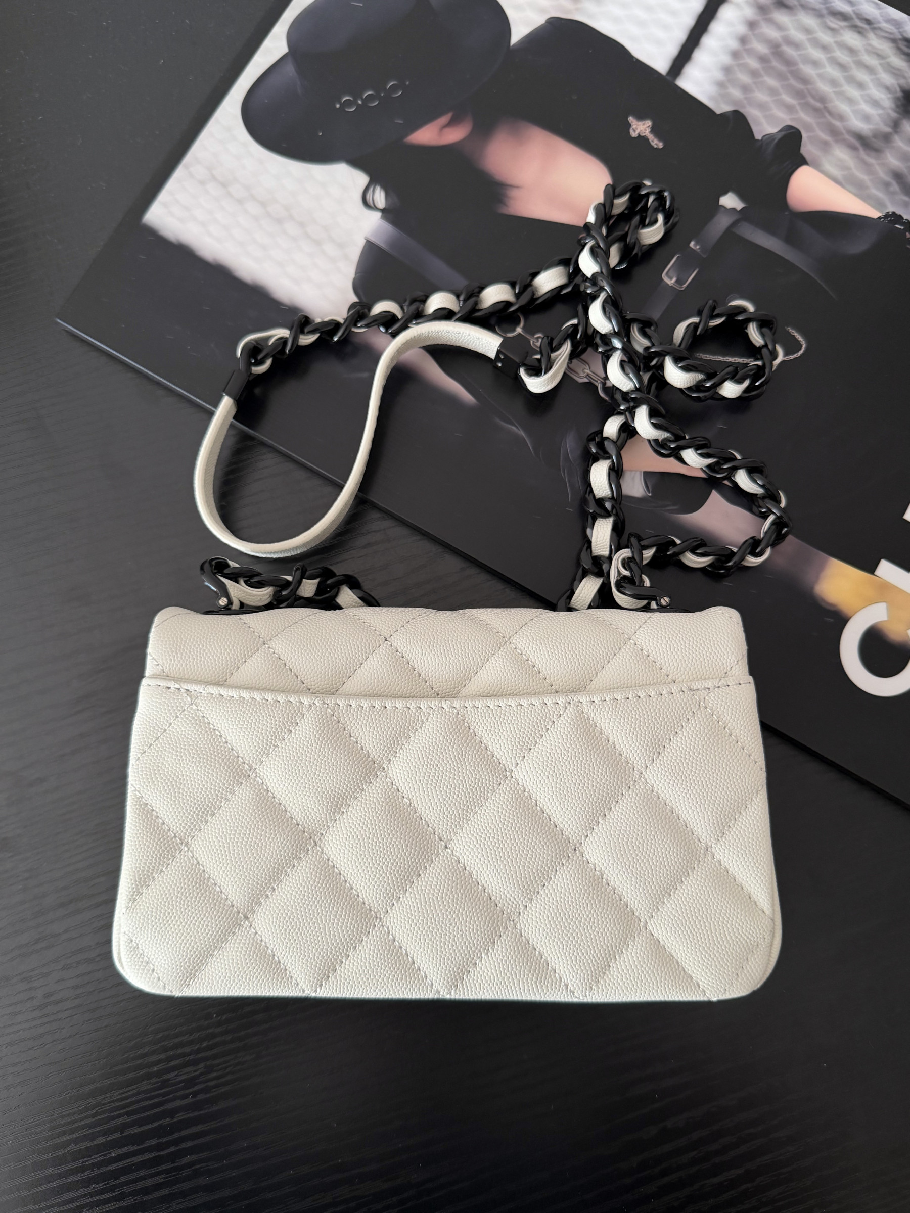Ch**el flap bag as2302 20x12.5x6cm