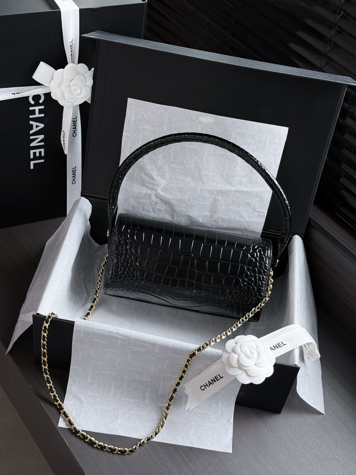 Ch**el clutch with chain ap5294 11x23x12.5cm