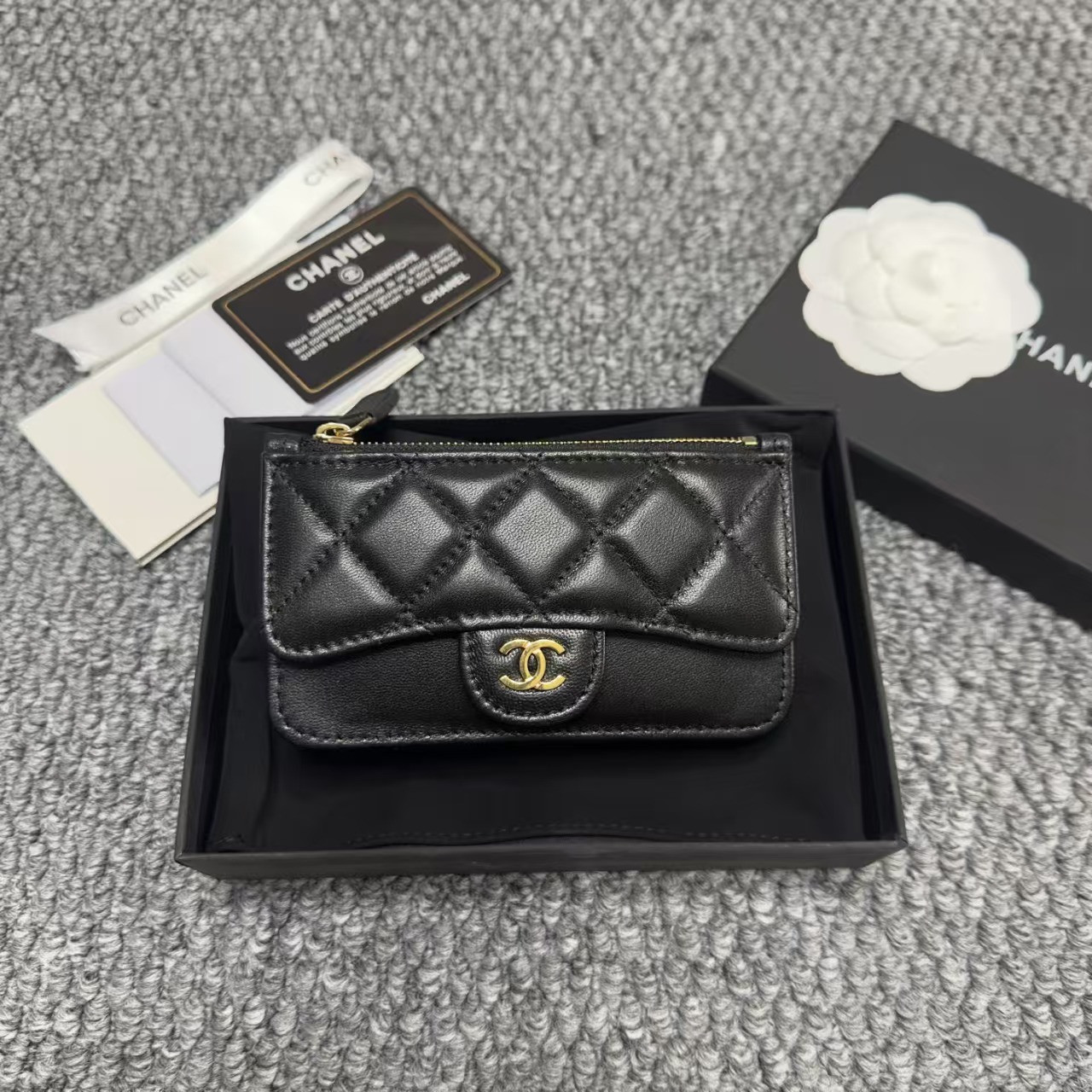 Ch**el classic quilted card holder/coin purse