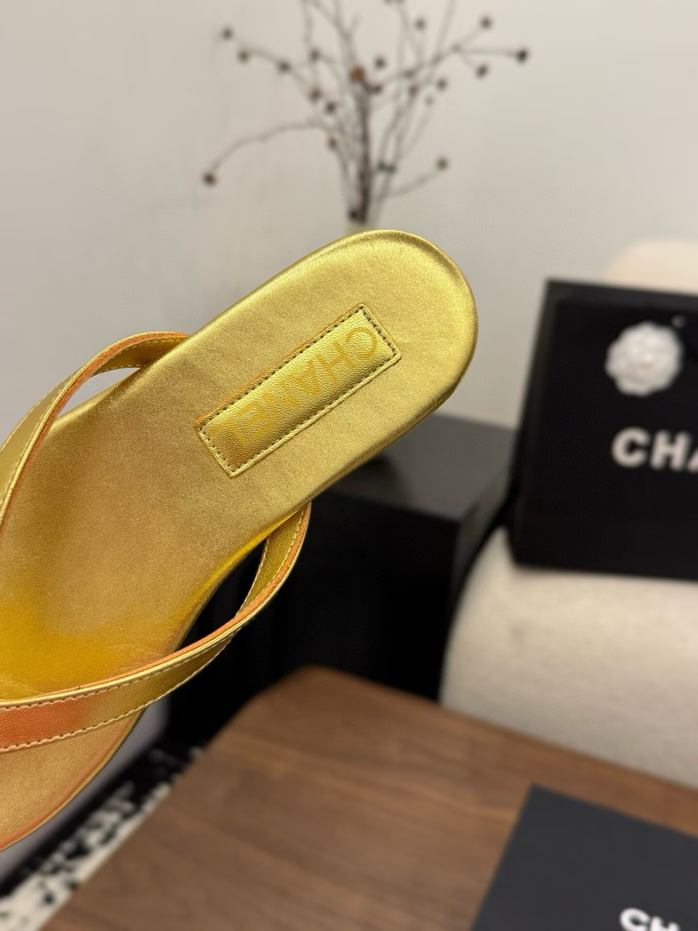 ua Ch**el slides