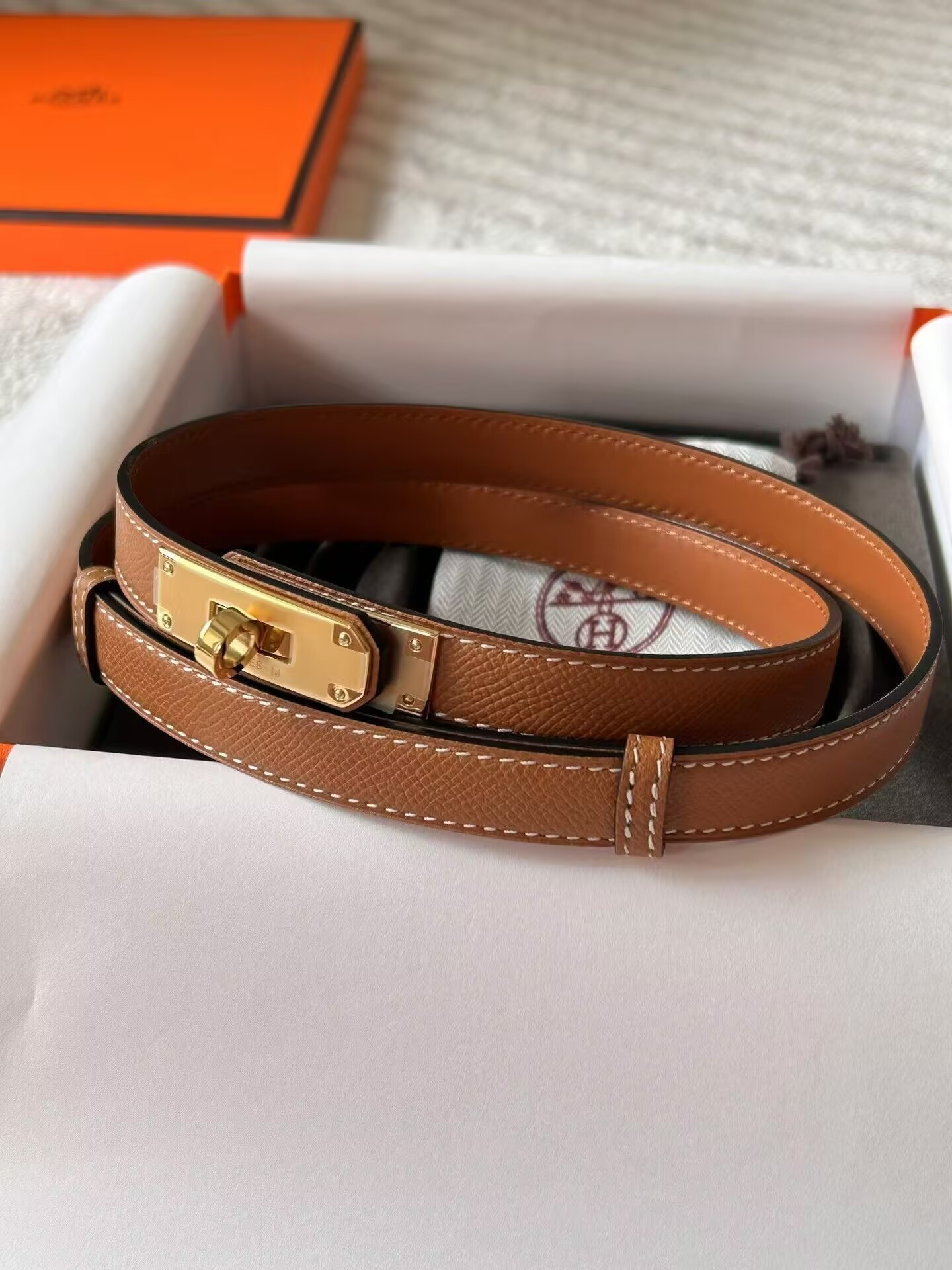H**me5 belt