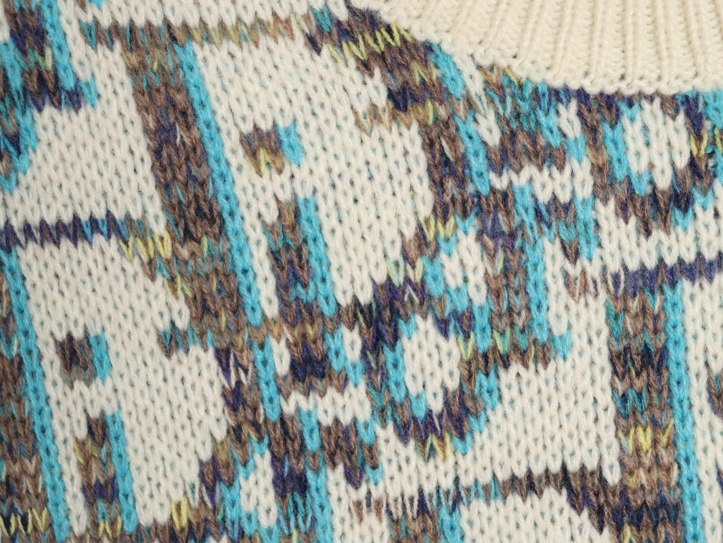 D10r 25ss Sweaters