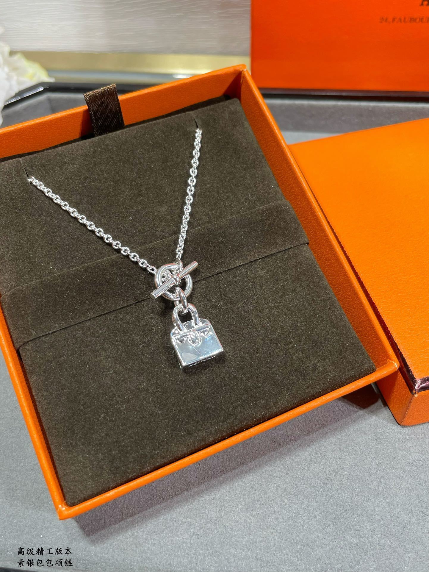 H**me5 Classic Kelly Bag Necklace Ag925