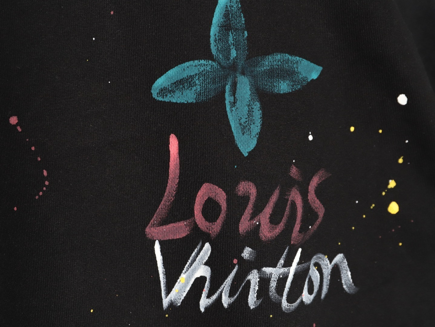 L0vis Vvtt0n Hoodies