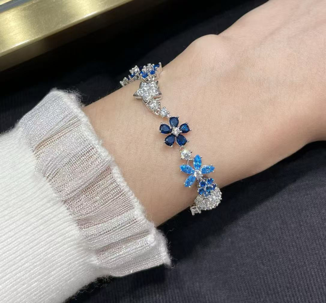 V*n Cl**f & Arpels Colored Floral Bracelet