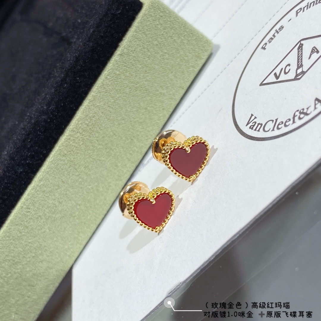 V*n Cl**f & Arpels Red Agate Heart-Shaped Love Earrings