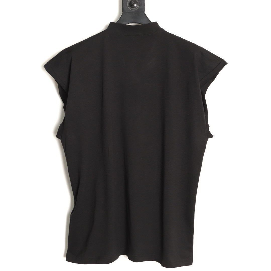 Ba1en*iaga vest